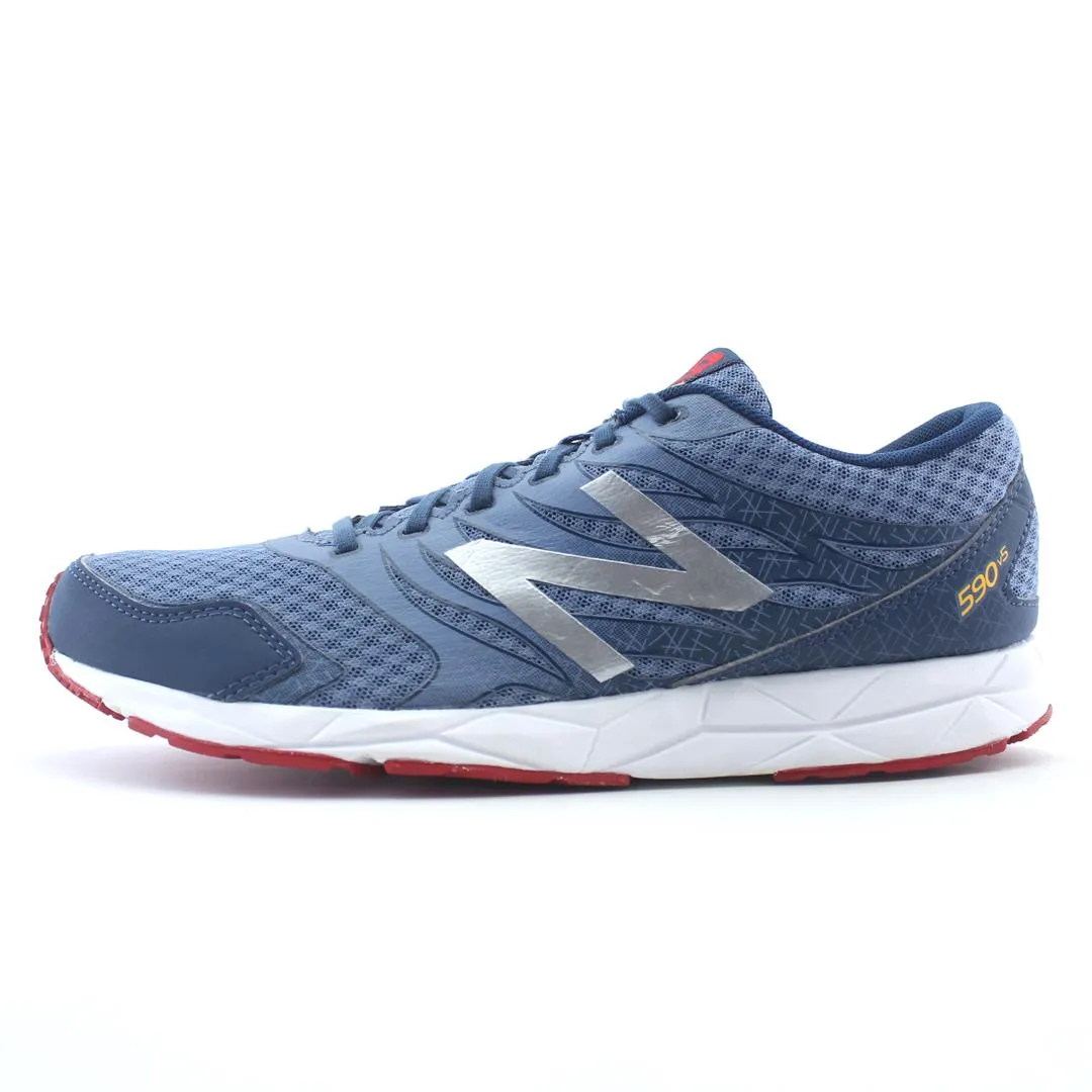 NEW BALANCE  590V5