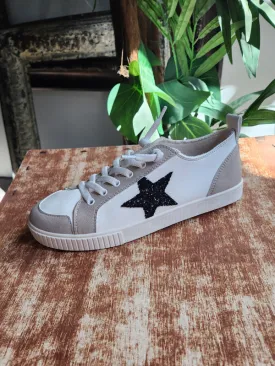 Yellow Box Dillan Slip-On Star Sneaker